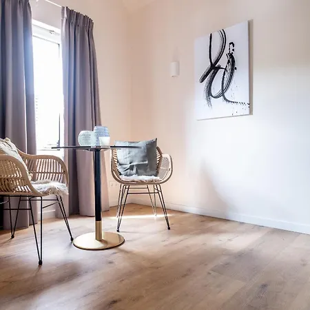 Bb Aan De Kapel Bed & Breakfast Roermond