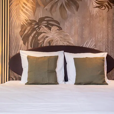 Bed & Breakfast Bb Aan De Kapel 3*