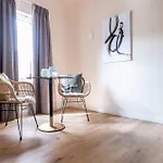 Bb Aan De Kapel Bed & Breakfast Roermond